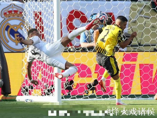 每体:巴萨U16新星雷巴克被誉为梅西,边锋鲁斯兰-姆巴速度惊人 每体:巴萨U16新星雷巴克被誉为梅西,边锋鲁斯兰-姆巴速度惊人